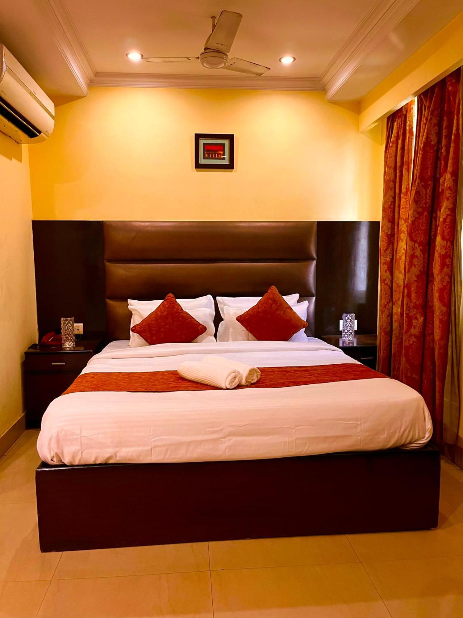 Palki Cafe & Stay Ludhiana Exterior foto