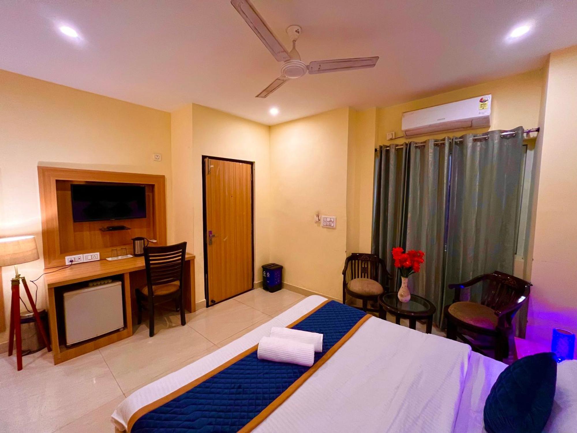 Palki Cafe & Stay Ludhiana Exterior foto
